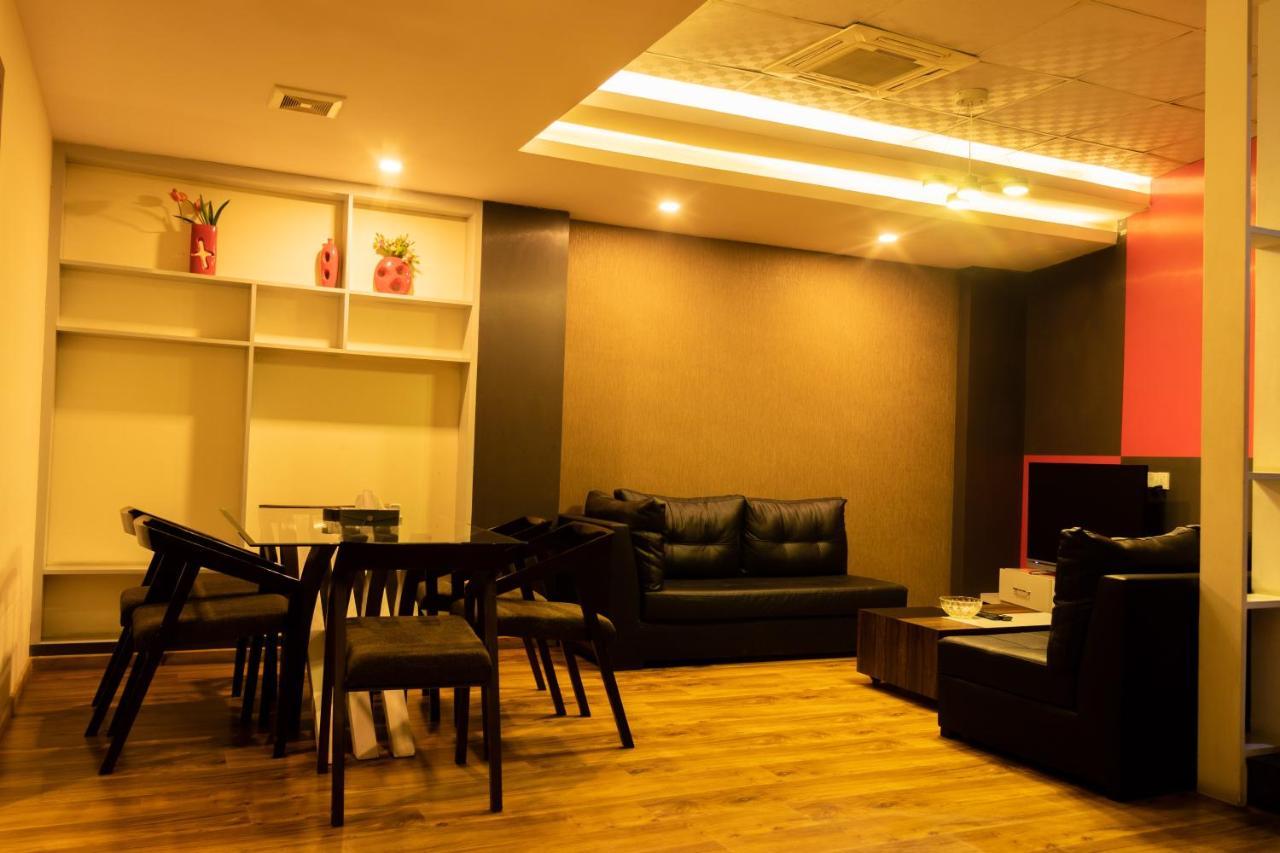 Classic Serviced Apartments Jawlakhel Экстерьер фото