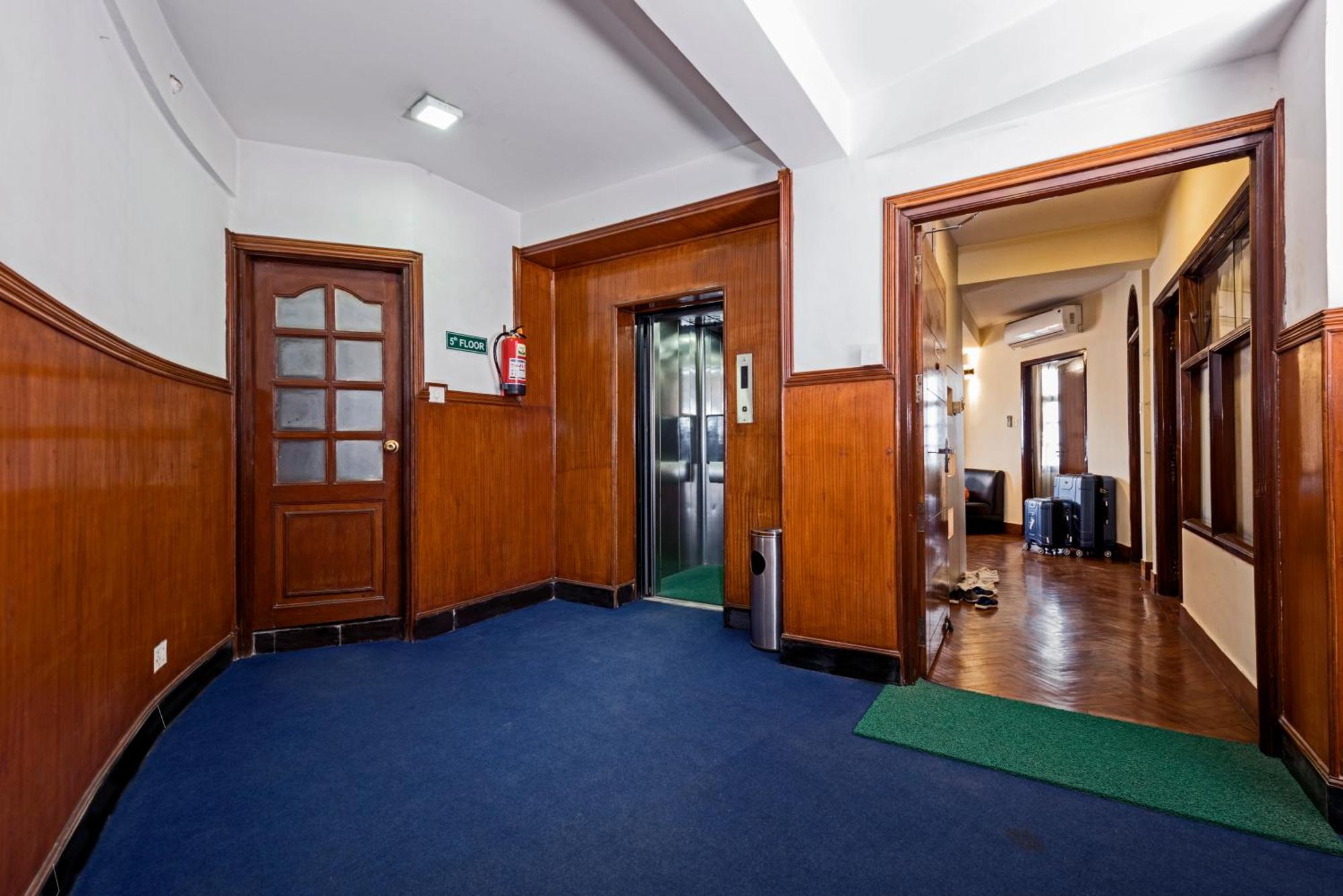 Classic Serviced Apartments Jawlakhel Экстерьер фото