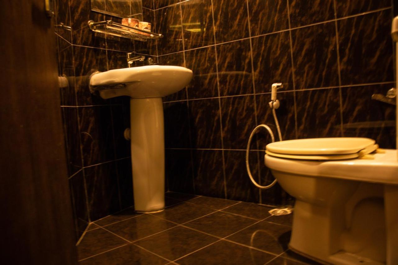 Classic Serviced Apartments Jawlakhel Экстерьер фото