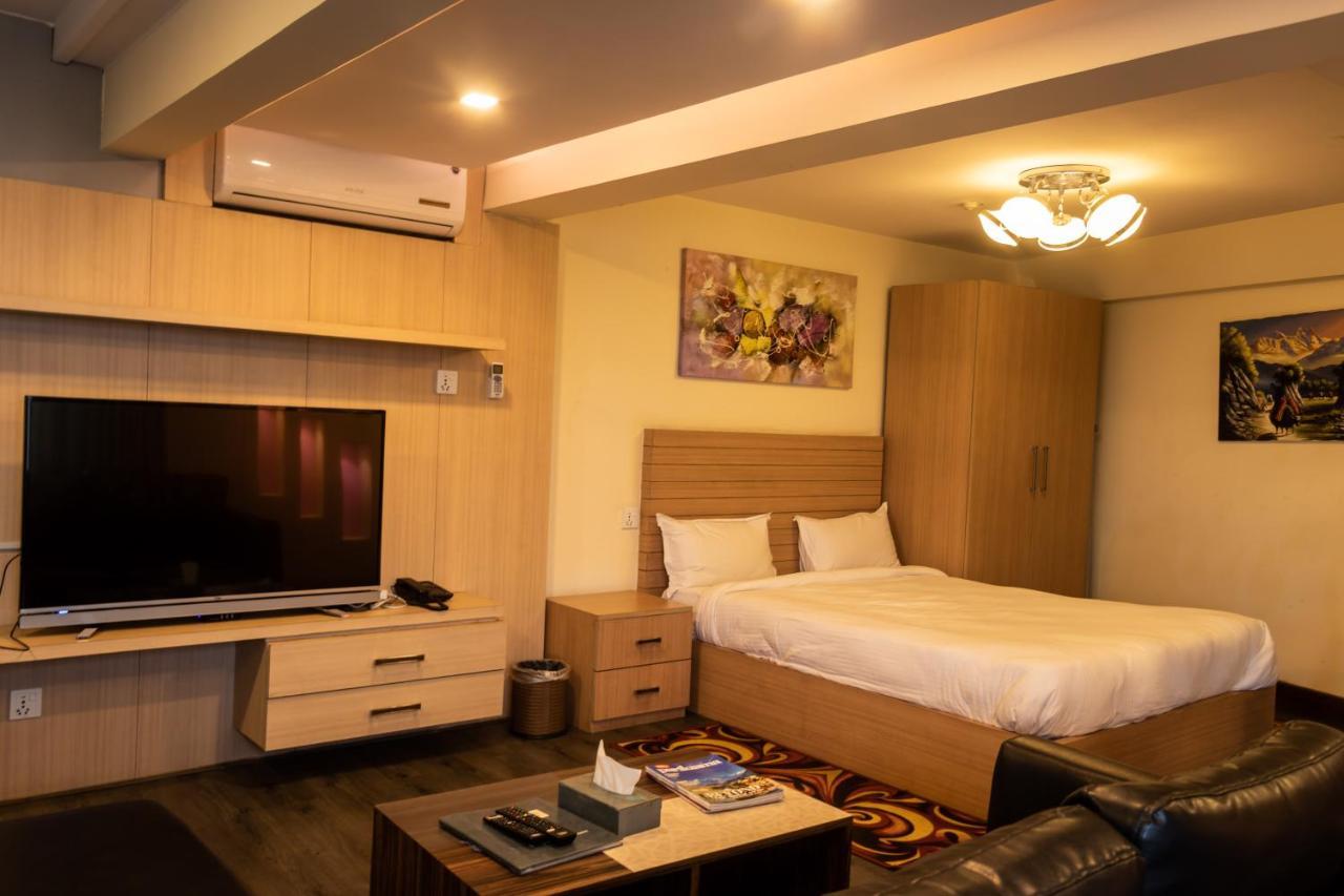 Classic Serviced Apartments Jawlakhel Экстерьер фото