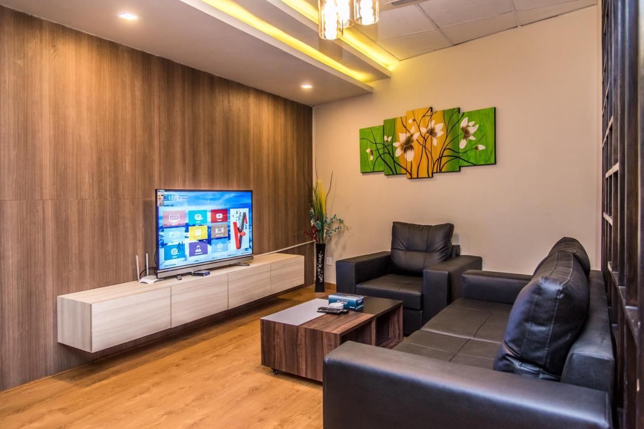 Classic Serviced Apartments Jawlakhel Экстерьер фото